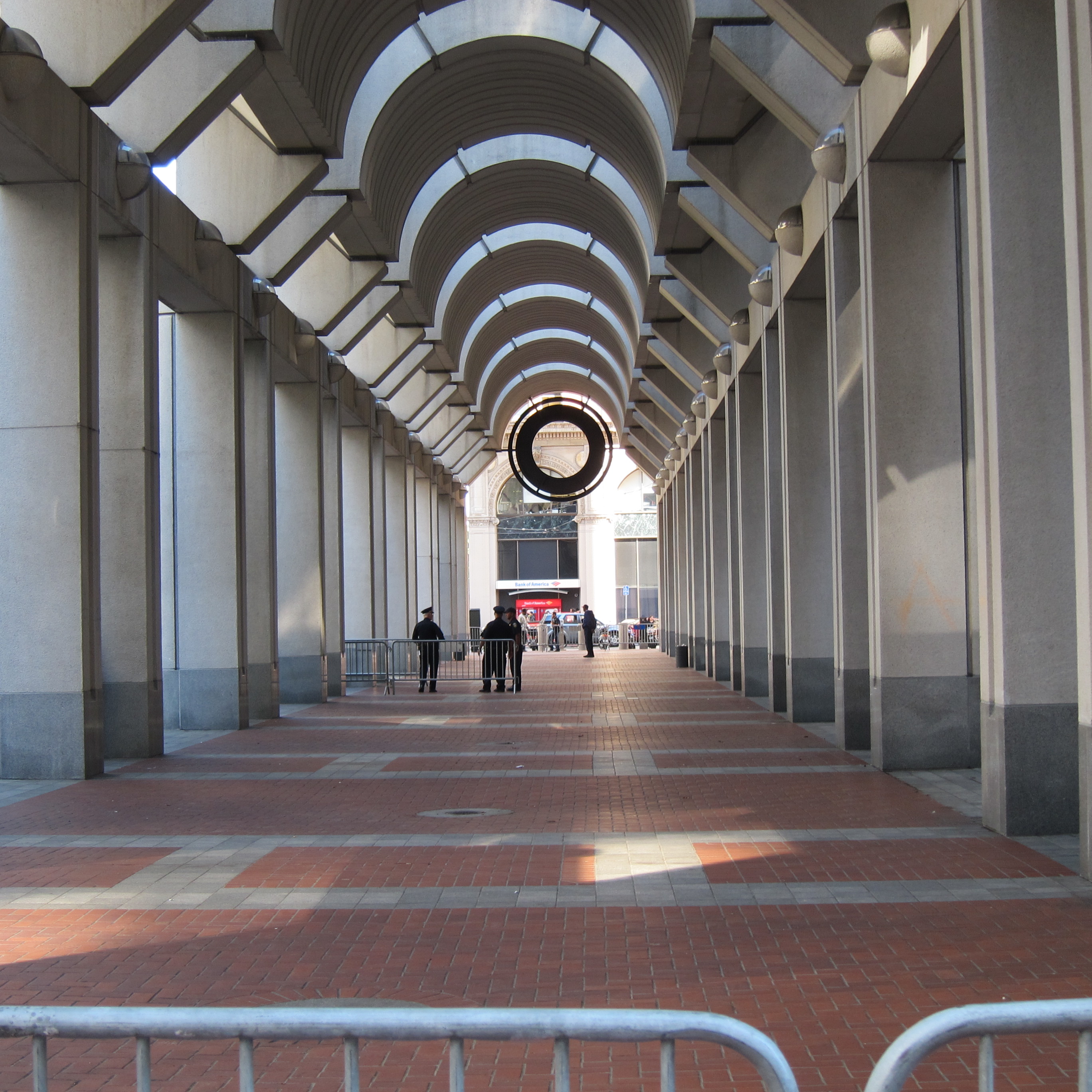 Police guard the SF Federal Bank from protestors