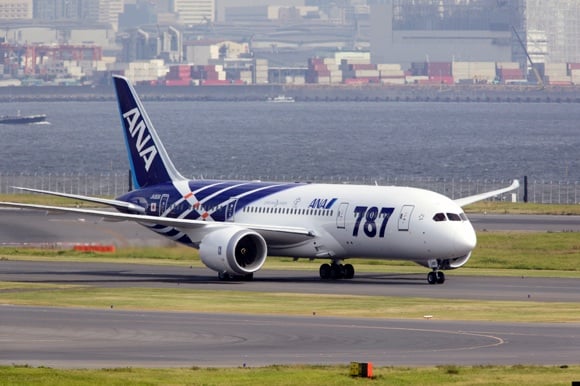 The first Dreamliner lands at Tokyo. Credit: Boeing