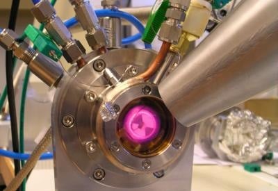 Heating of a catalyst sample in an 'in situ' cell at actual operating conditions. Credit: ESRF