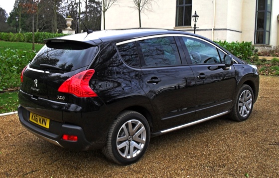 Peugeot 3008 HYbrid4 diesel electric hybrid