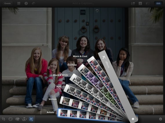 Apple iPhoto iOS app screenshot