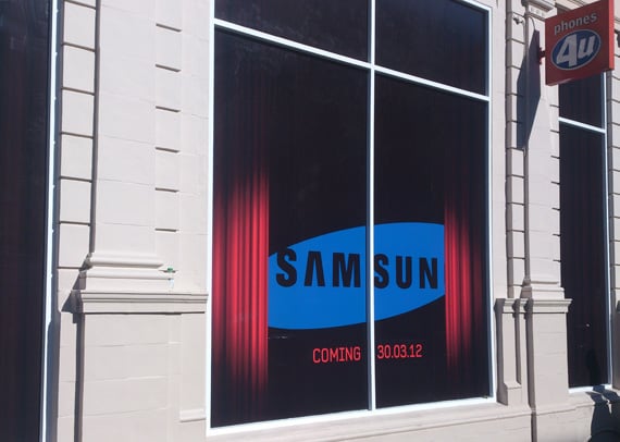 Phones4U London store - Samsung branding