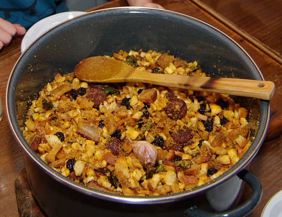 The finished pan of migas