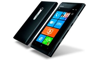 Nokia Lumia 900 WinPho 7 smartphone