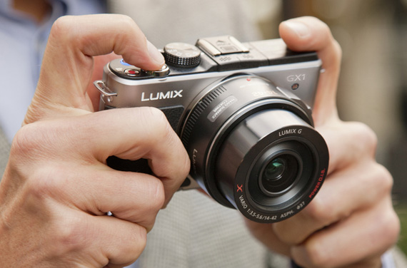 Panasonic DMC-GX1 micro four thirds compact system camera