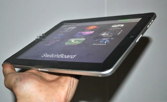 Dual-dock iPad prototype