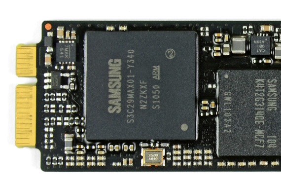 iFixit SSD snap: MacBook Air 2011