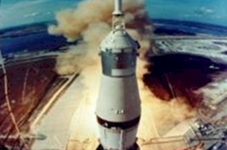 Apollo moonshot