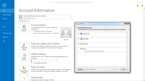 Social integration screenshot in Office 2013 preview