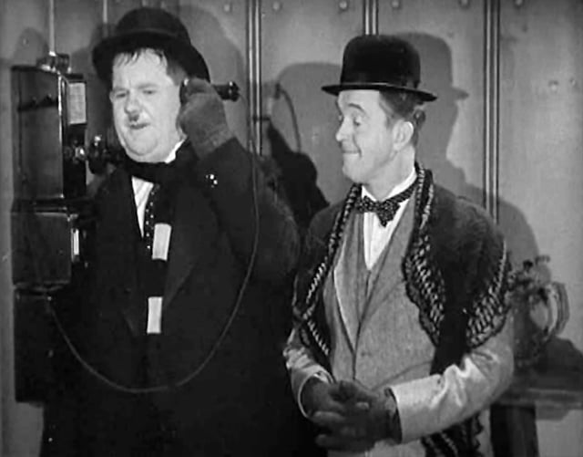 Laurel and Hardy on the phone