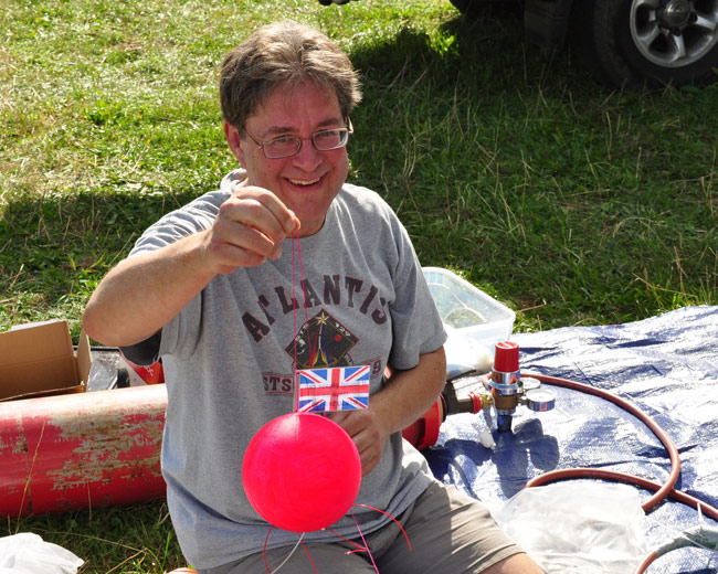 Dave with his Cloud 7 payload prior to launch