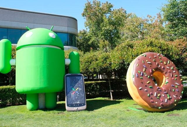 Google&#39;s Android statues