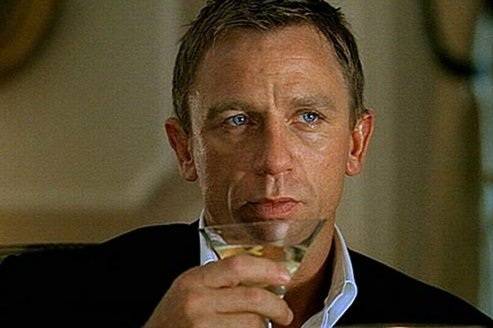 Dry martini, shaken not stirred: Cracking the physics of Bond's martini ...