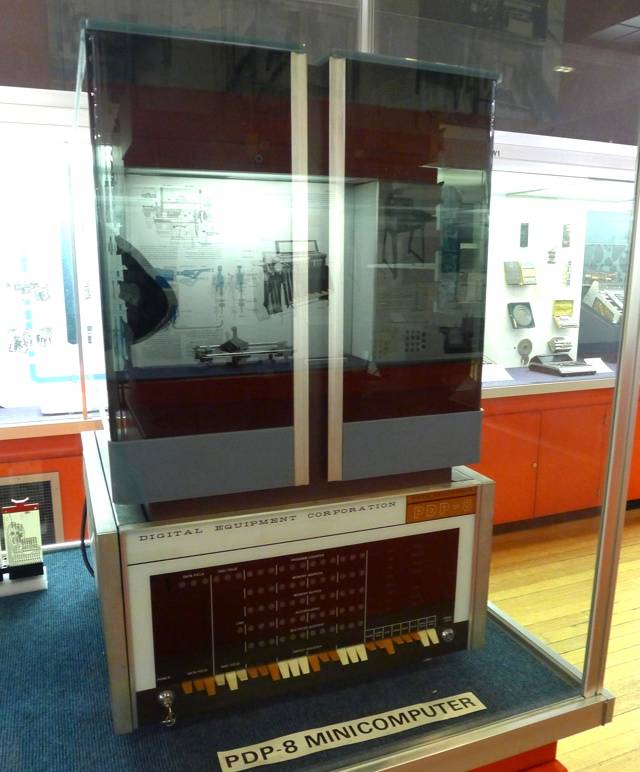 DEC PDP-8