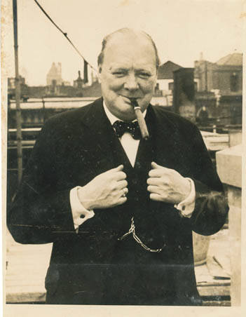 Churchill on the roof of the Evening Standard building, 1938; Reference: Nemon Papers, NEMO 5/3; credit Churchill Archive