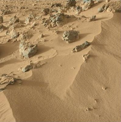 Martian sand in true colour