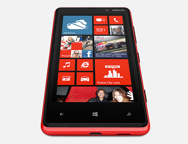 Nokia Lumia 820 Windows Phone 8