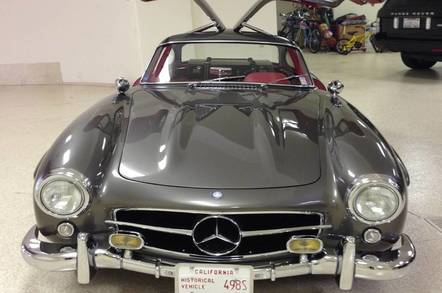 Mercedes Gull-wing car