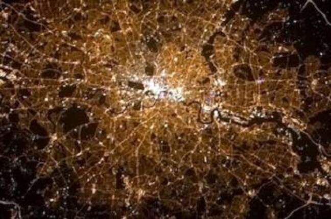 london_iss_hadfield_index.jpg?x=648&y=42
