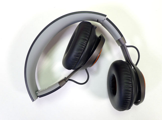 Jabra Revo