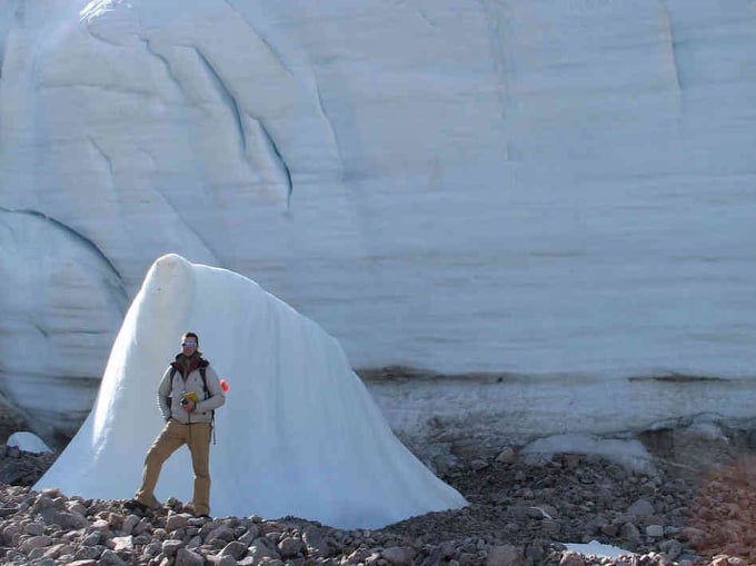 Glacier retreat in the Canadian Arctic