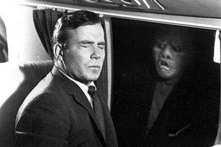 William Shatner in plane sees Gremlin outside window