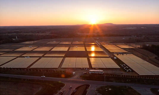 Apple's solar array in Maiden, North Carolina