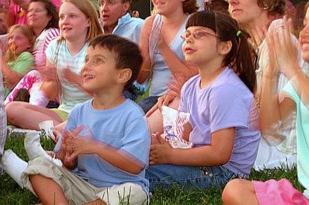 Clapping children