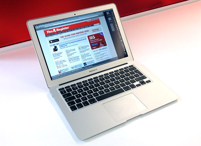 Apple MacBook Air 13-inch 2013: Windows struggles in Boot Camp