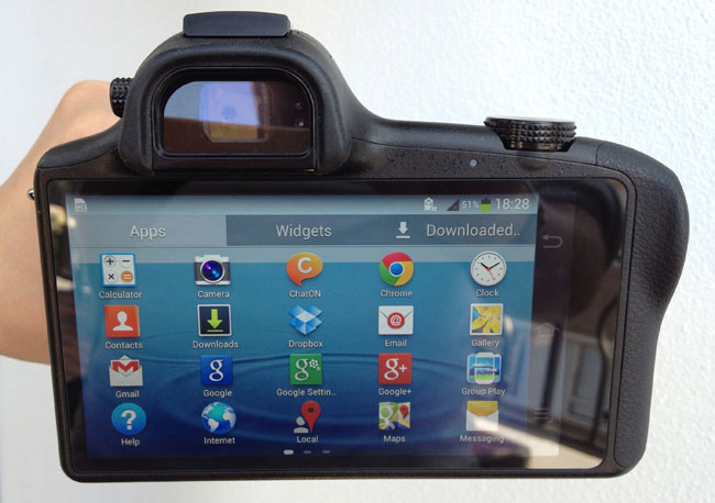 Samsung EK-GN120 Galaxy camera