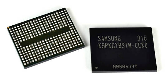 Samsung rolls out first mass-produced 3D NAND flash memory chip • The ...