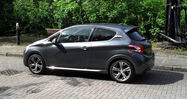 Peugeot 208 GTi