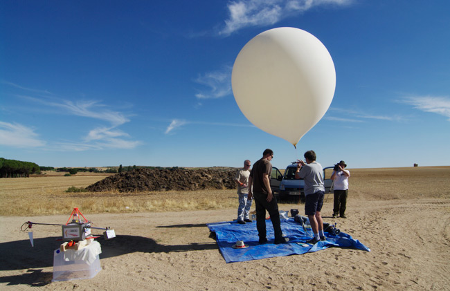 The LOHAN team prepares to launch