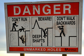 Coober Pedy warning sign