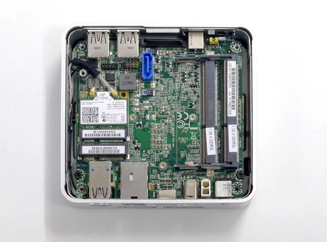 Intel NUC D54250WYK