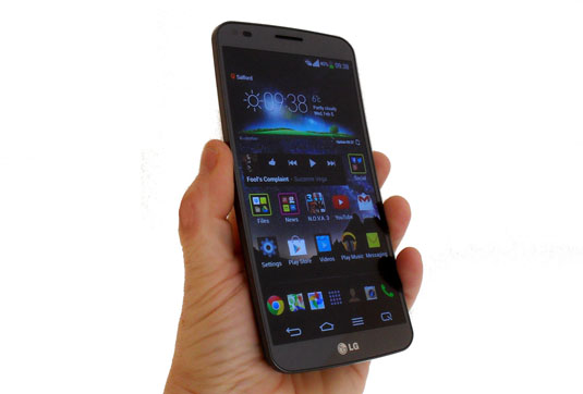 LG D958 G Flex Android handset