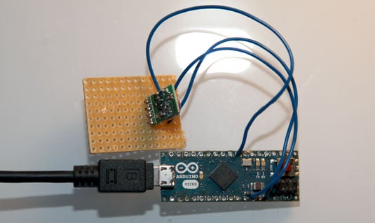 Arduino wired to LightwaveRF transmitter
