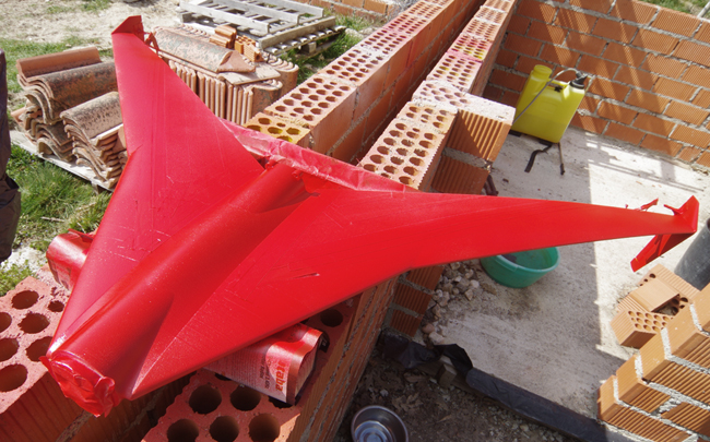The red paint on the underside of the Vulture's rear fuselage and wings