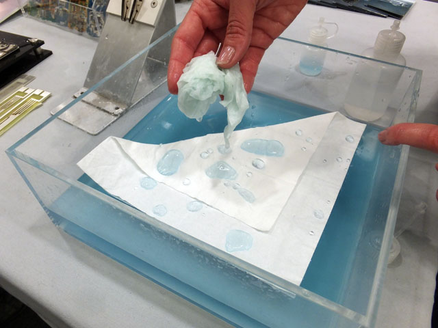 P2i hydrophobic treatment on tissue paper