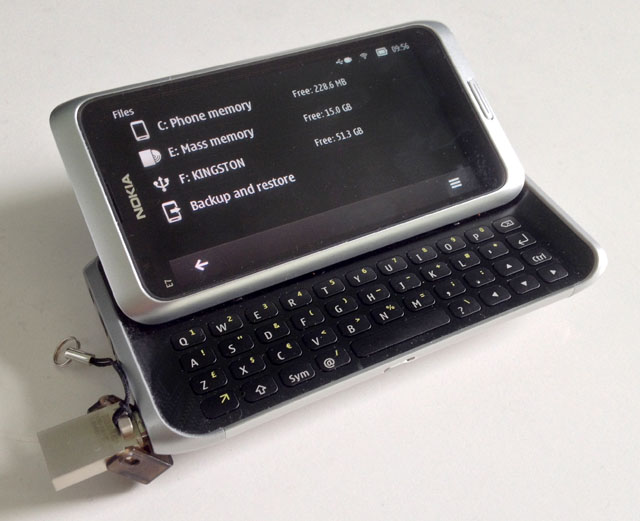Nokia Lumias can't do USB On-The-Go but this old Symbian E7 can