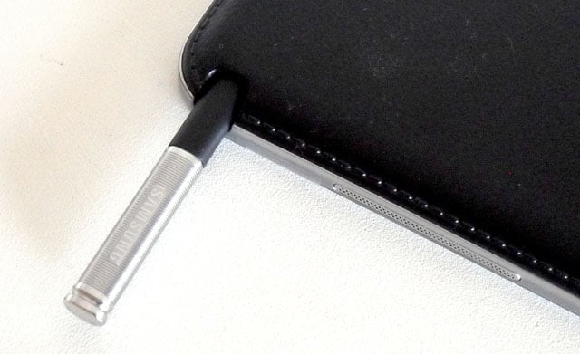 The Galaxy Note S Pen gets tucked away in the body