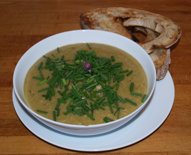 Neil's 'London Particular' split pea soup