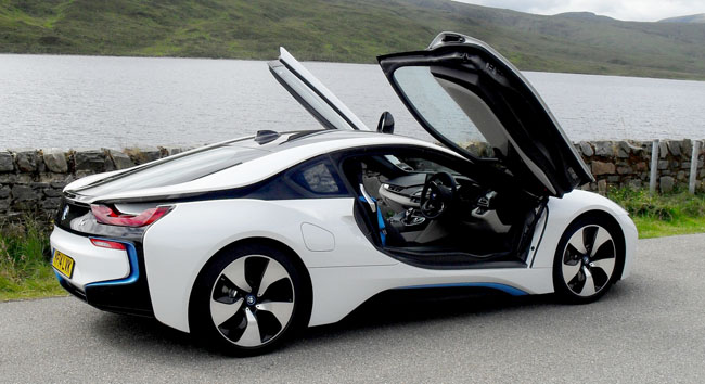 BMW i8 Plug-In Hybrid Supercar