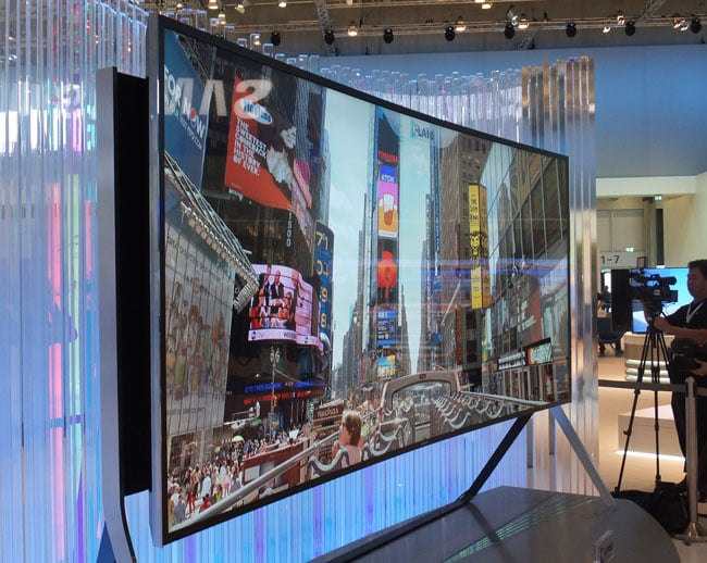 Samsung UE105S9 5K 105-inch flexible TV