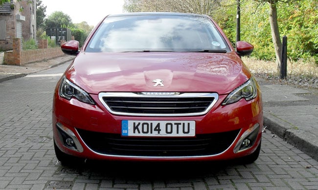 Peugeot 308 e-THP 110