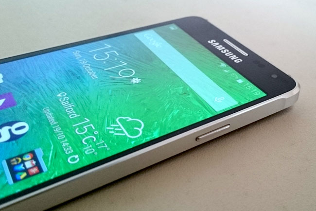 Samsung Galaxy Alpha Review