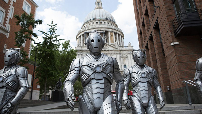 Cybermen in Dark Water