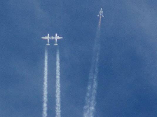 SpaceShipTwo launch1