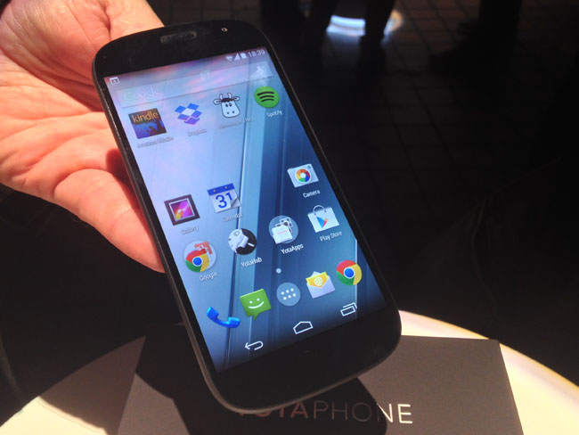 Yotaphone 2