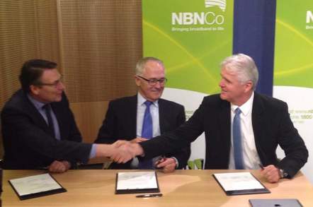 David Thodey, Malcolm Turnbull and Bill Morrow sign NBN agreements